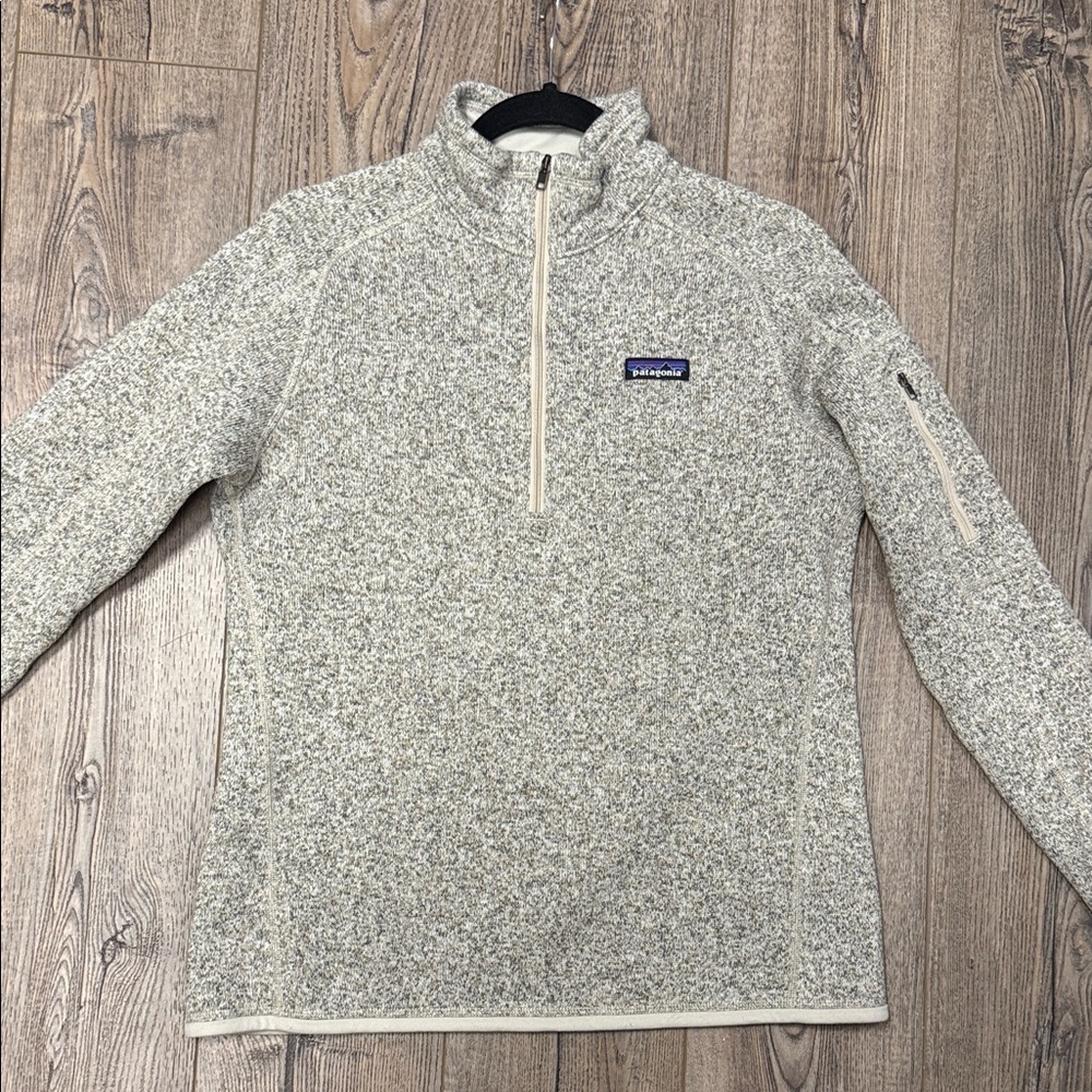 Patagonia Cream Quarter-Zip Fleece